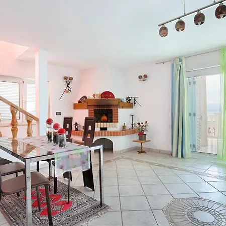 Appartement By The Sea Mali Rat, Omis - 18485 Dugi Rat