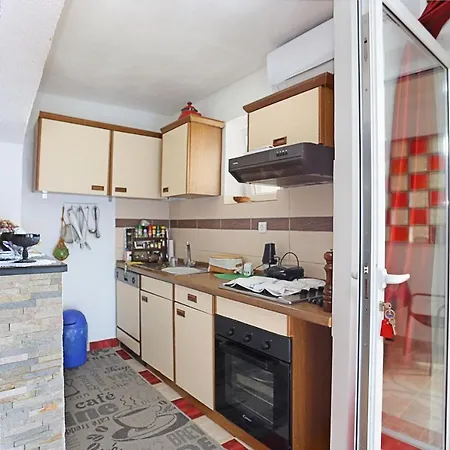 Appartement By The Sea Mali Rat, Omis - 18485 *